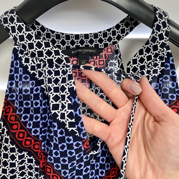 Banana Republic women’s printed top - Picture 5 of 5